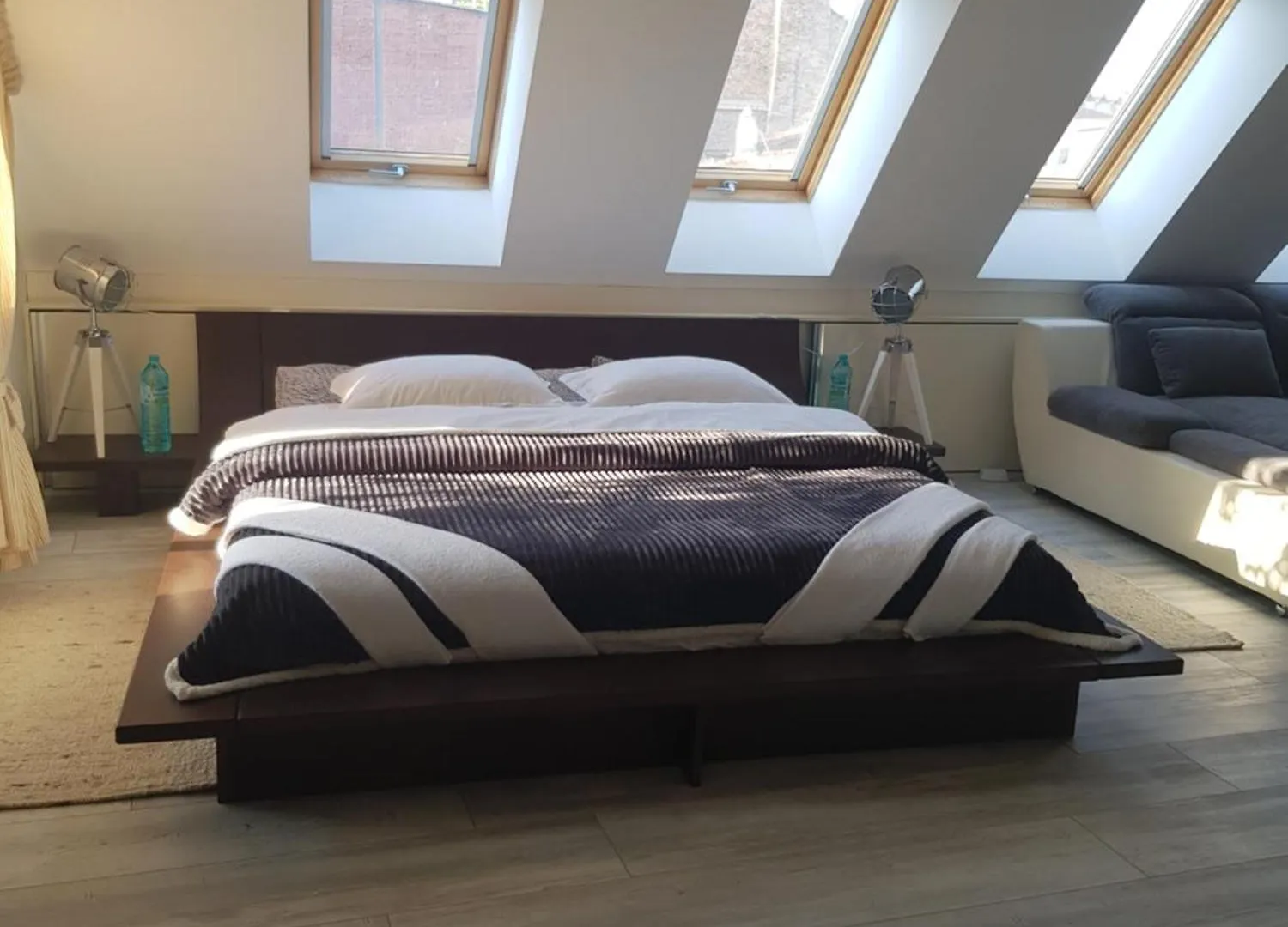Синьо Лято Burgas Apartment