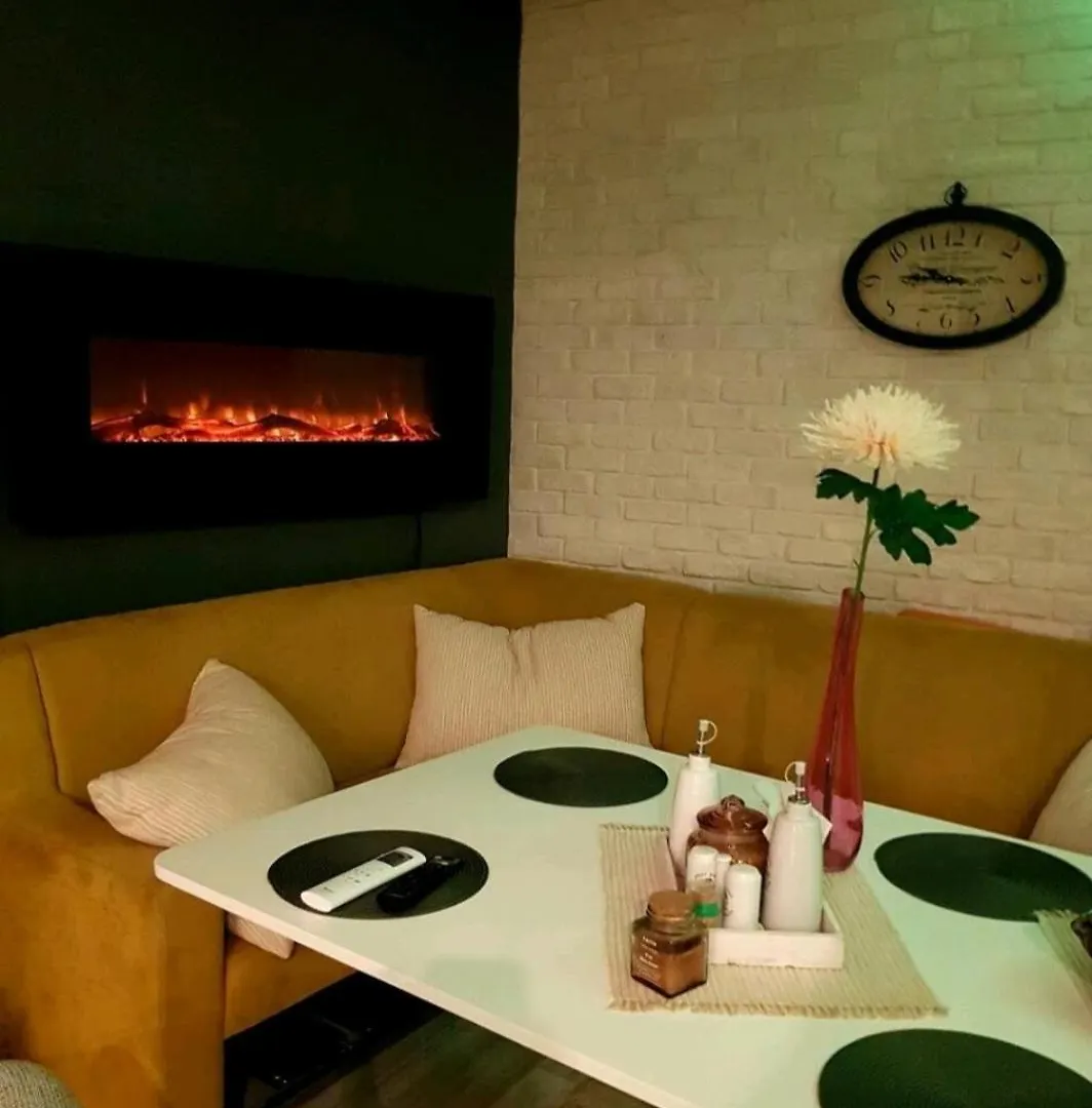Синьо Лято Burgas Appartement